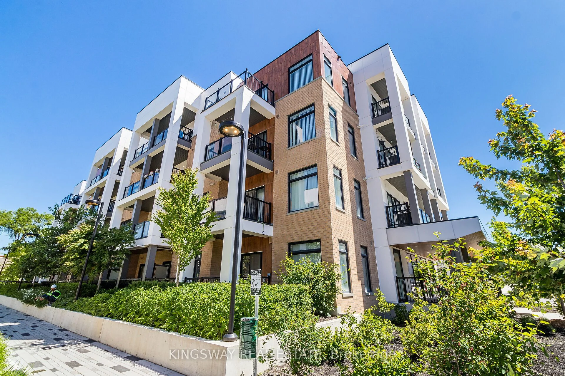 120 Canon Jackson Drive 304, Toronto W04, On M6m 0b8