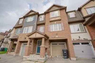 Att/Row/Townhouse in Brampton