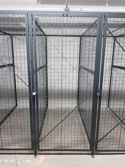 Locker in Oakville