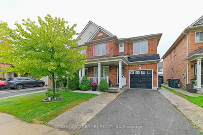 Semi-Detached in Brampton