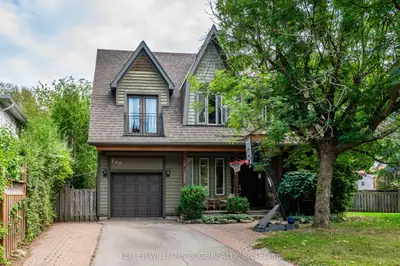 Detached in Oakville