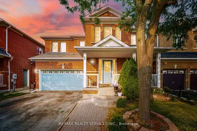 Detached in Brampton