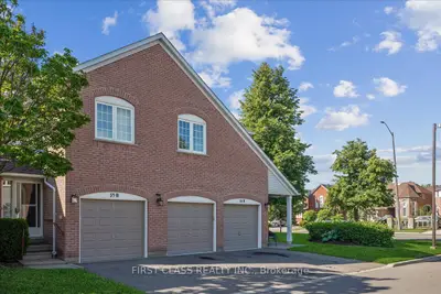 5305 Glen Erin Drive 58, Mississauga, On L5m 5n7
