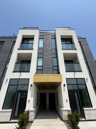 Condo Townhouse in Oakville