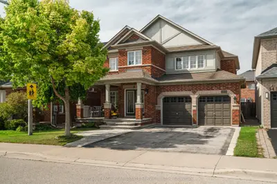 Detached in Burlington
