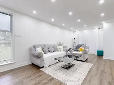 Condo Townhouse in Mississauga