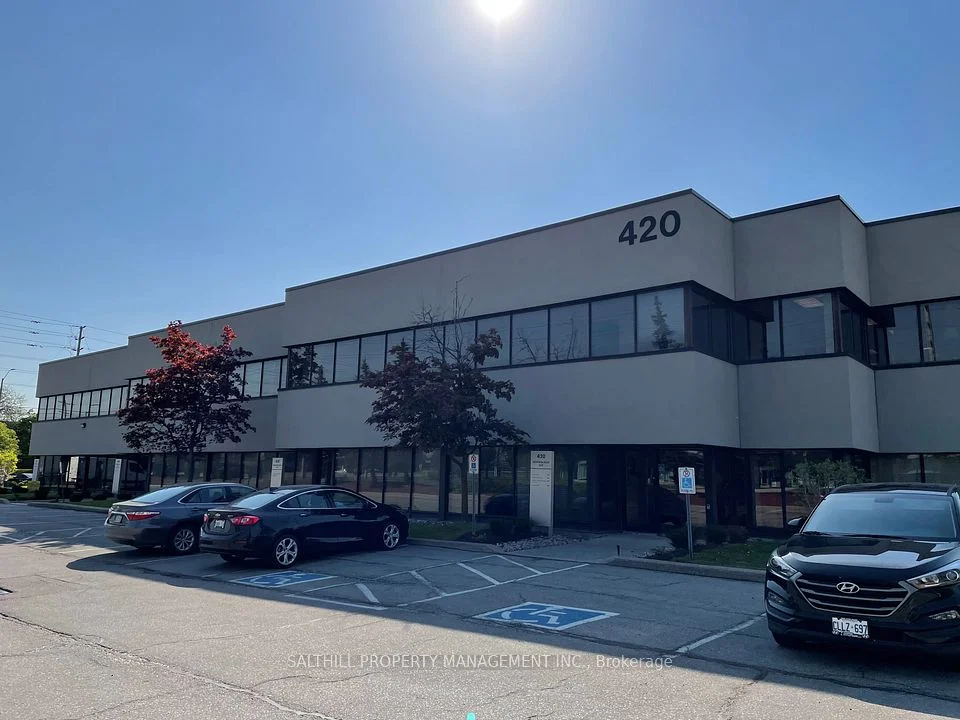 420 Britannia Road E 107, Mississauga, ON L9T 2M3