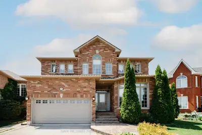 Detached in Caledon