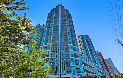 Condo Apartment in Mississauga