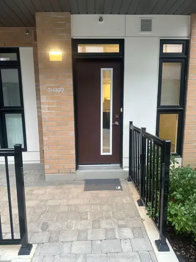 Condo Townhouse in Toronto