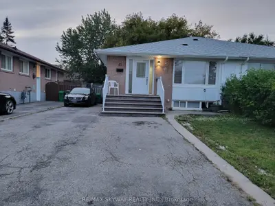 Semi-Detached in Brampton