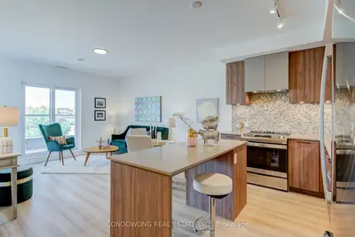 Condo Townhouse in Brampton