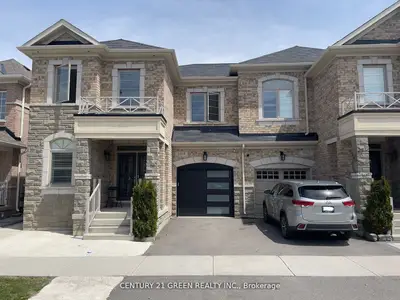 Semi-Detached in Milton