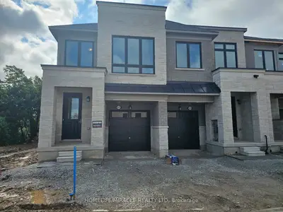 Att/Row/Townhouse in Burlington