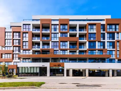 Condo Apartment in Burlington