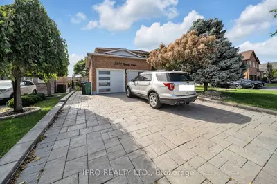 Lower Level in Mississauga