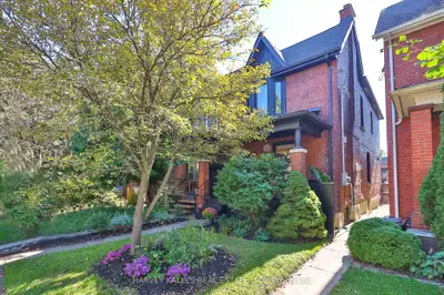 Semi-Detached in Toronto