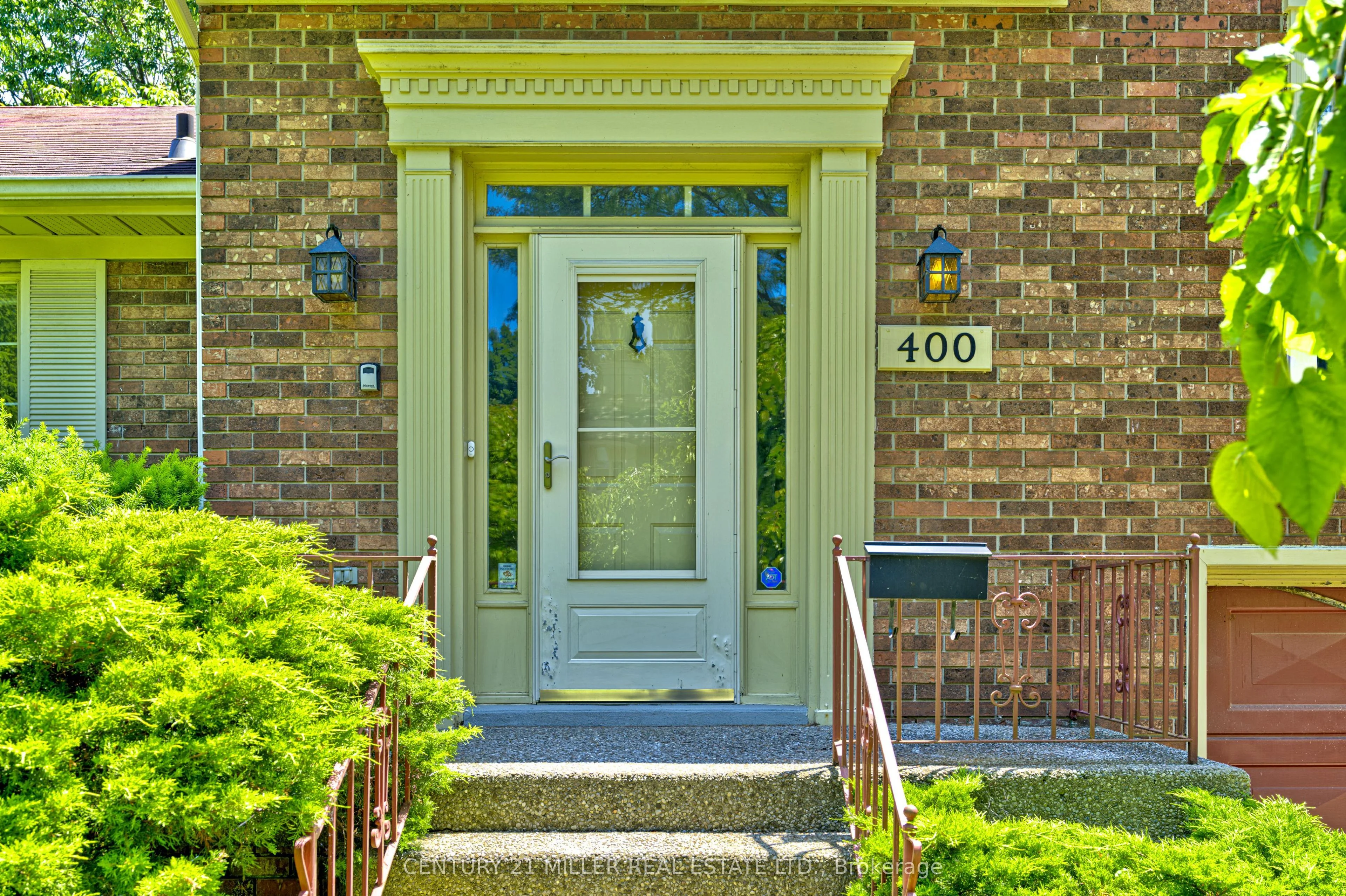 400 Randall Street, Oakville, On L6j 6g1