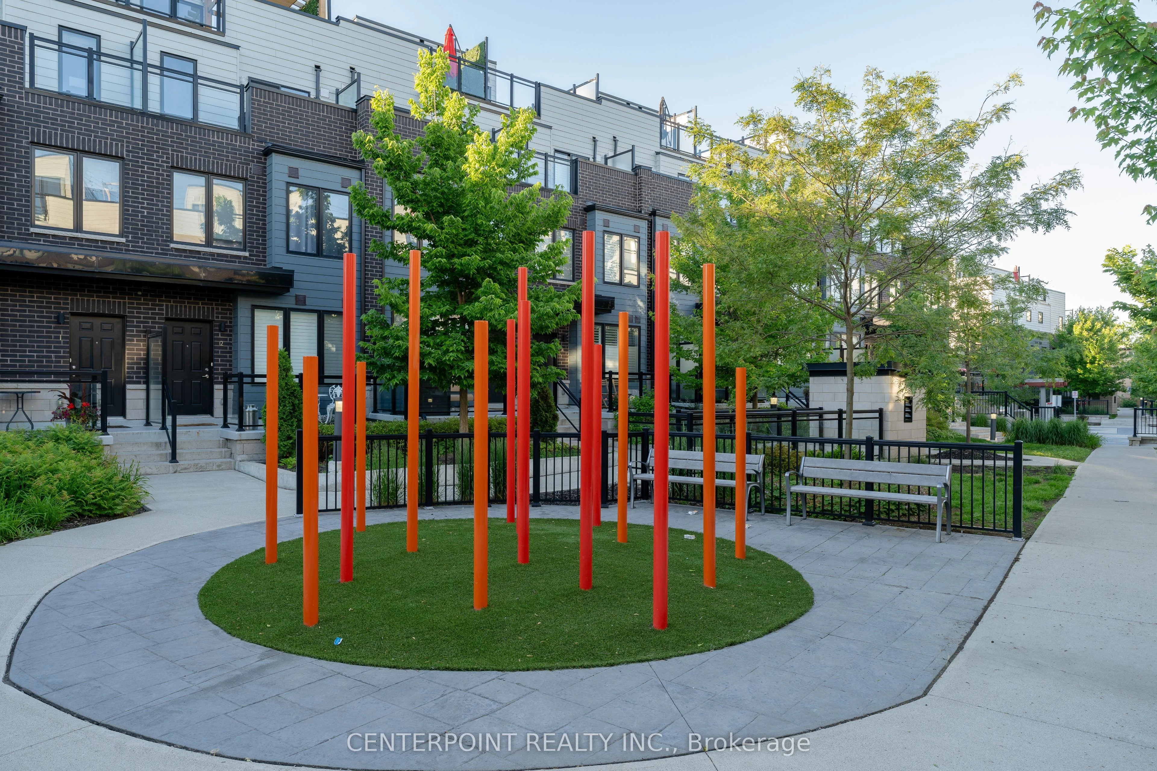 1155 Stroud Lane 11, Mississauga, ON L5J 0B3