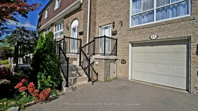 Condo Townhouse in Toronto