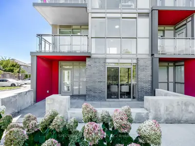 Condo Townhouse in Oakville