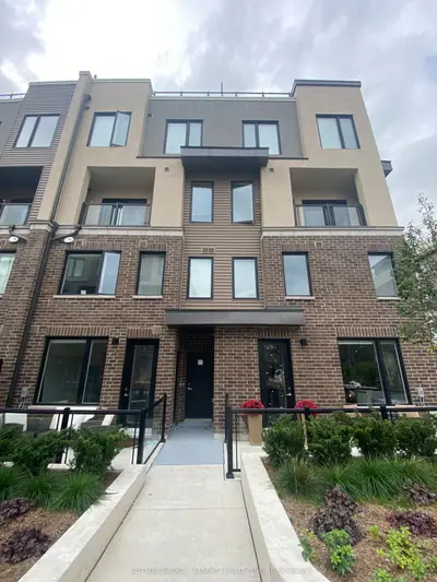 Condo Townhouse in Mississauga
