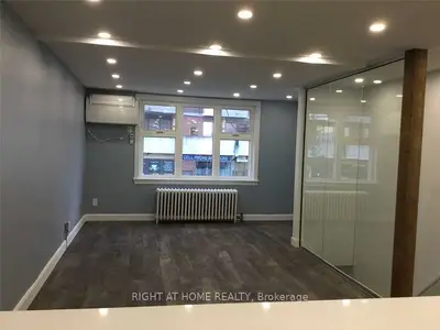Upper Level in Toronto