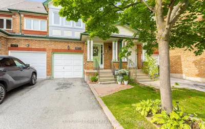 Att/Row/Townhouse in Mississauga