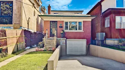 Detached in Toronto