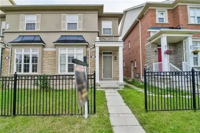 5458 Tenth Line W, Mississauga, On L5m 0g5