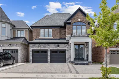 Detached in Milton