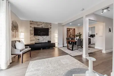 Condo Townhouse in Toronto