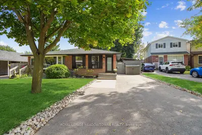 Semi-Detached in Burlington