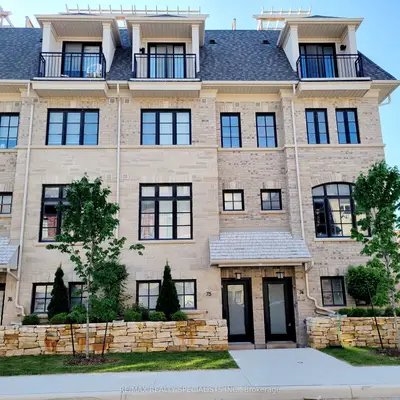 Condo Townhouse in Mississauga