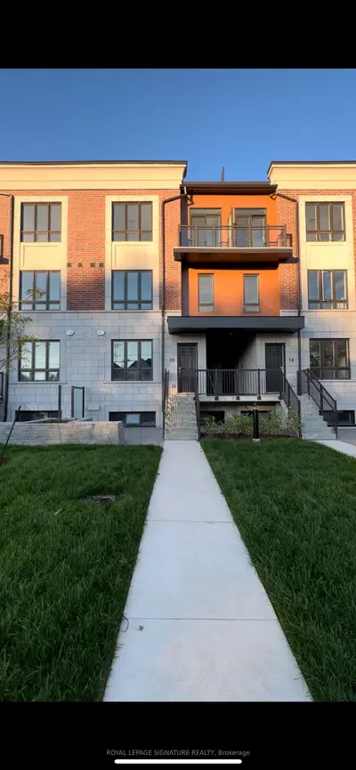 Condo Townhouse in Mississauga