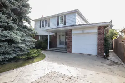 Detached in Brampton