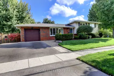Detached in Halton Hills