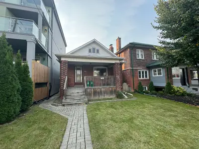 Detached in Toronto
