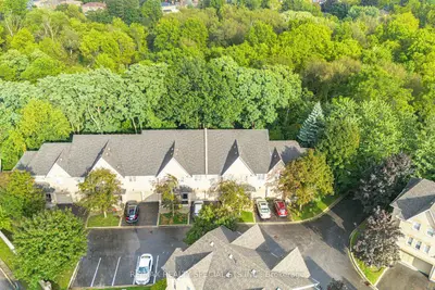 Condo Townhouse in Brampton