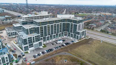 Condo Apartment in Oakville