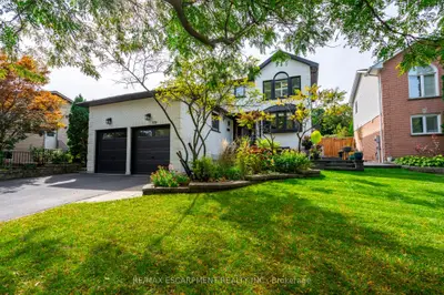 Detached in Burlington