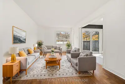 Condo Townhouse in Brampton