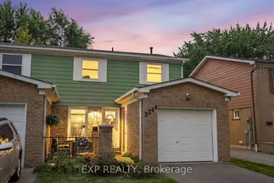 Semi-Detached in Mississauga
