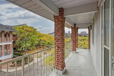 117 Bristol Road E 60, Mississauga, On L4z 3p6