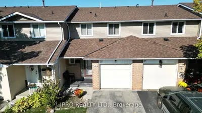 Condo Townhouse in Brampton