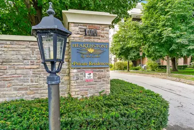 Condo Apartment in Burlington