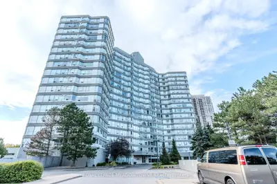 50 Kingsbridge Garden Circle 206, Mississauga, On L5r 1y2