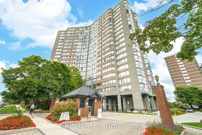 Condo Apartment in Toronto