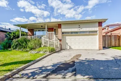 Detached in Toronto