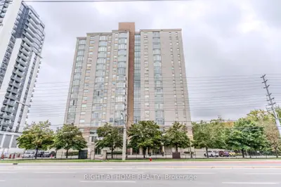 Condo Apartment in Mississauga